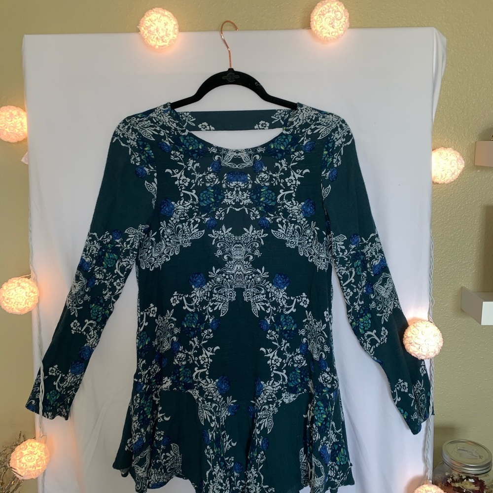 Open back long sleeve dress